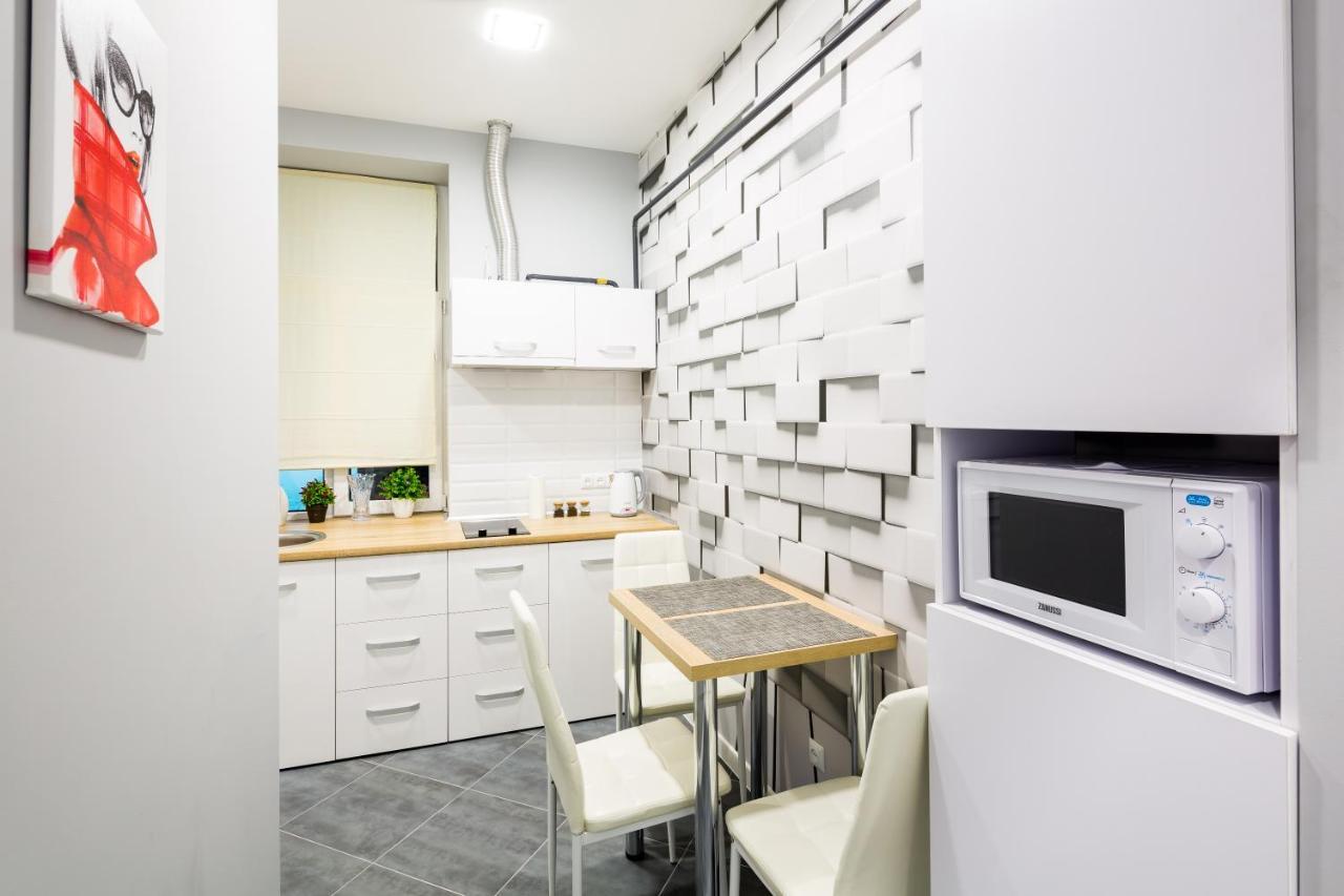 Leogrand Vip Apartments On Pidhirna 3 Лвив Екстериор снимка